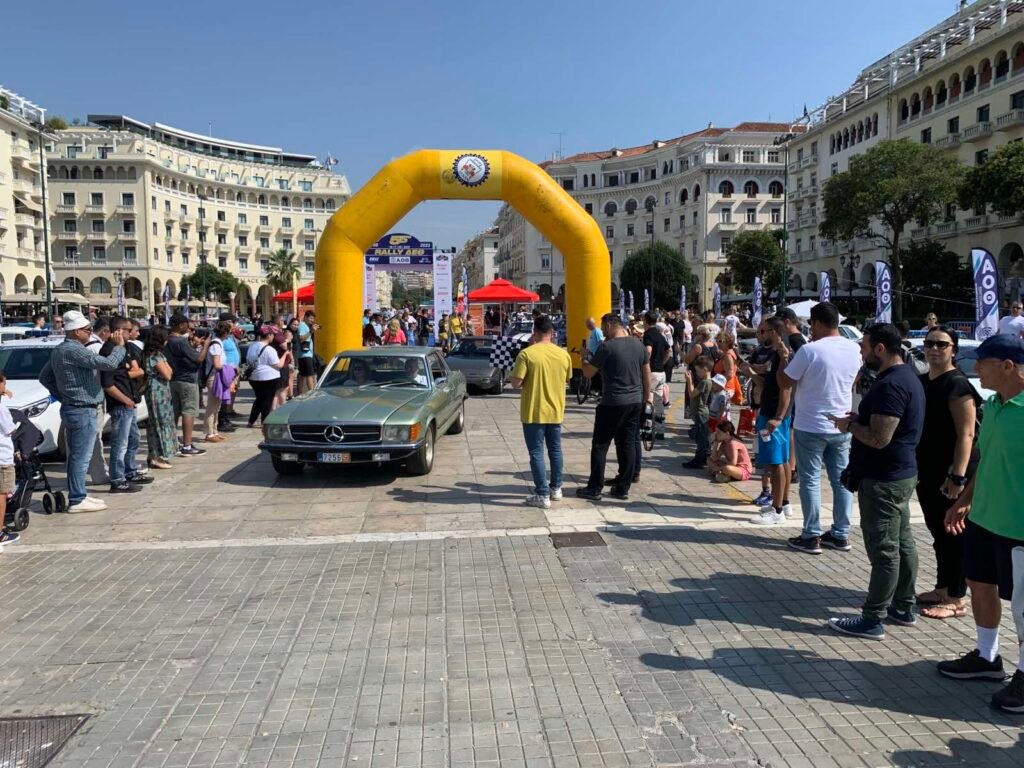 Κλασικά αυτοκίνητα στον Κλασικό Γύρο Θεσσαλονίκης 2023 της ΛΕ.Κ.Α.Μ. – φωτογραφία 4